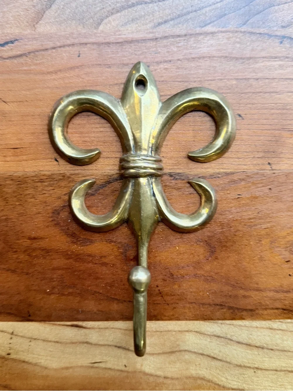 Vintage Solid Brass Fleur-de-Lis Wall Hook | Coat, Towel, Keys, Robe Hook | Gold